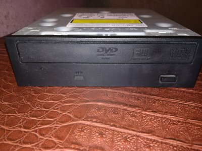 DVD2.jpg